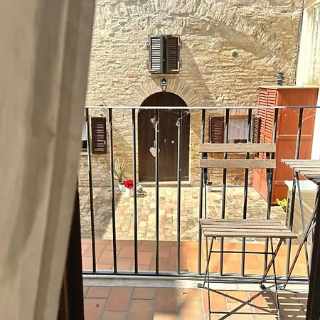 R003 - Recanati, Delizioso Trilocale In Centro